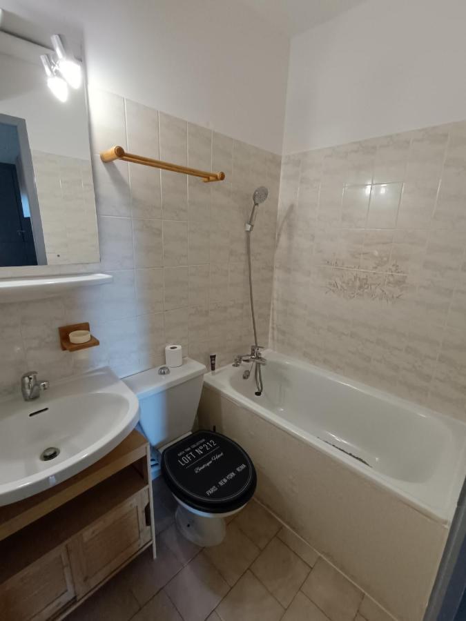 Appartement Ideal Pour Famille Les Angles  Eksteriør billede
